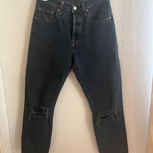 501 W25xL26 Levi's Women's dark wash Straight Leg Jeans